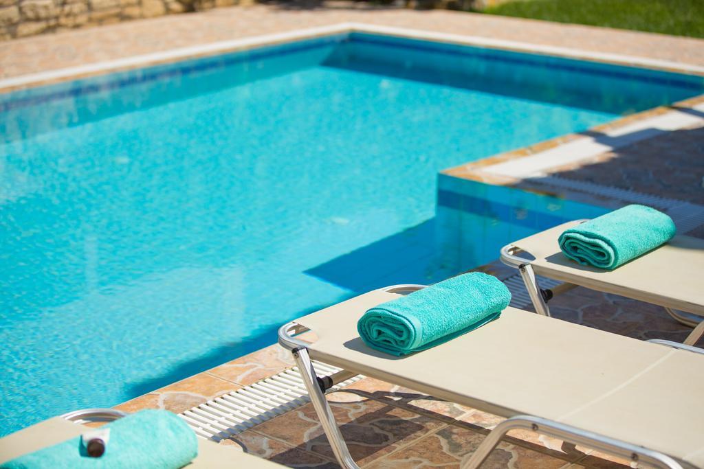 Villas Roumeli Bagian luar foto